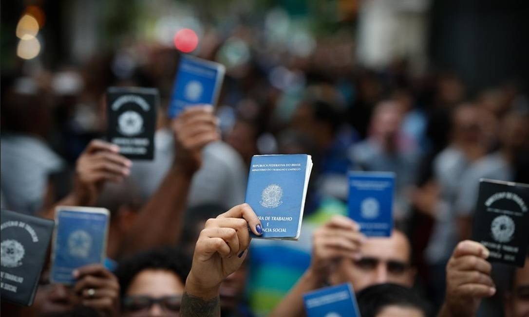 MP trabalhista que permite corte de salário já está em vigor; tire suas dúvidas