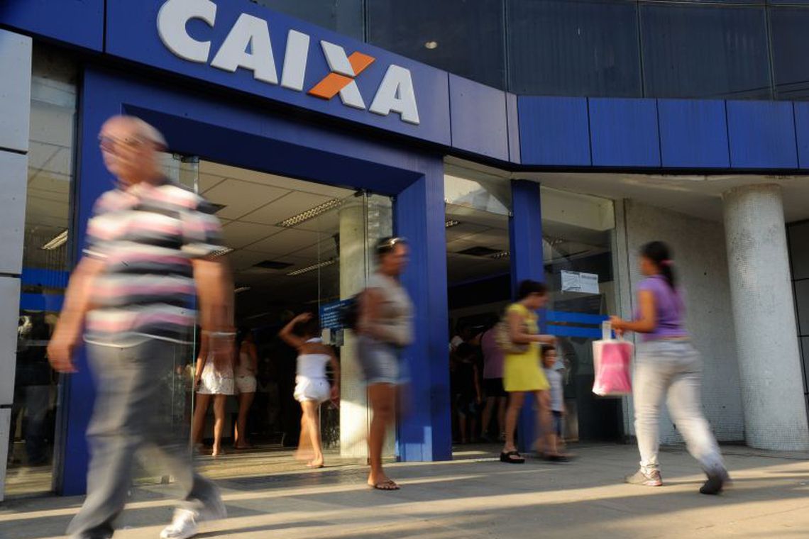 Governo começa a pagar auxílio emergencial de R$ 600 na quinta-feira