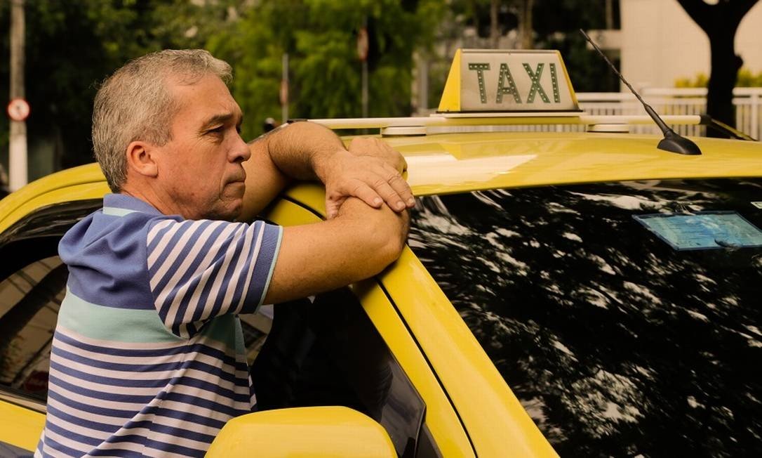 Auxílio emergencial contra crise deixa de fora 21 milhões de trabalhadores