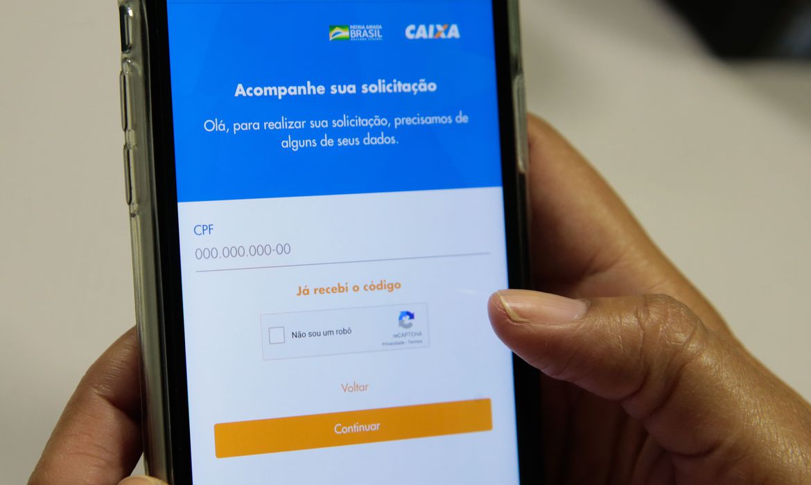 Regularização de CPF para receber auxílio pode ser feita pelo site da Receita