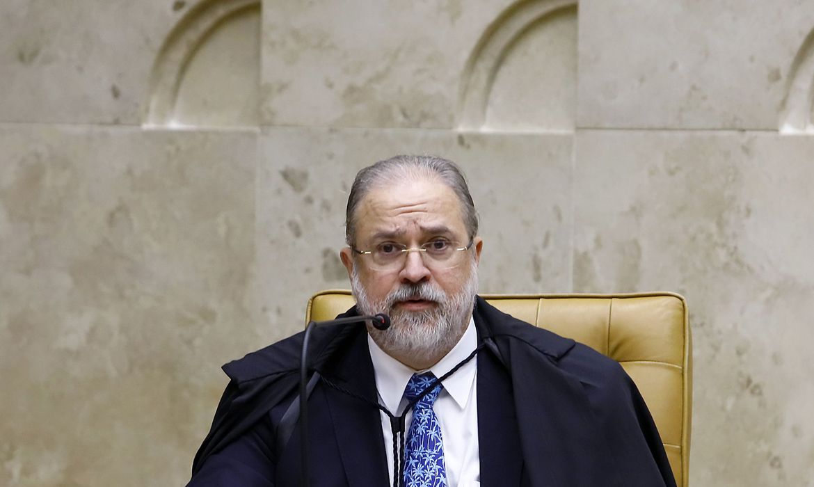 Aras: cabe ao Executivo e não ao STF avaliar isolamento social