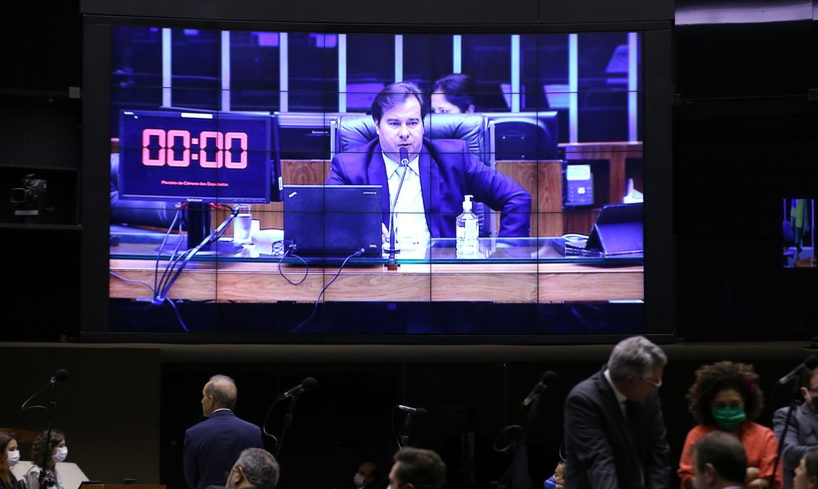 Pauta bomba: Câmara dos Deputados aprova ajuda a estados e municípios