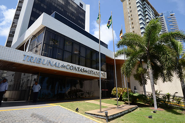 Em meio a pandemia, TCE-RN infla salários de conselheiros e procuradores