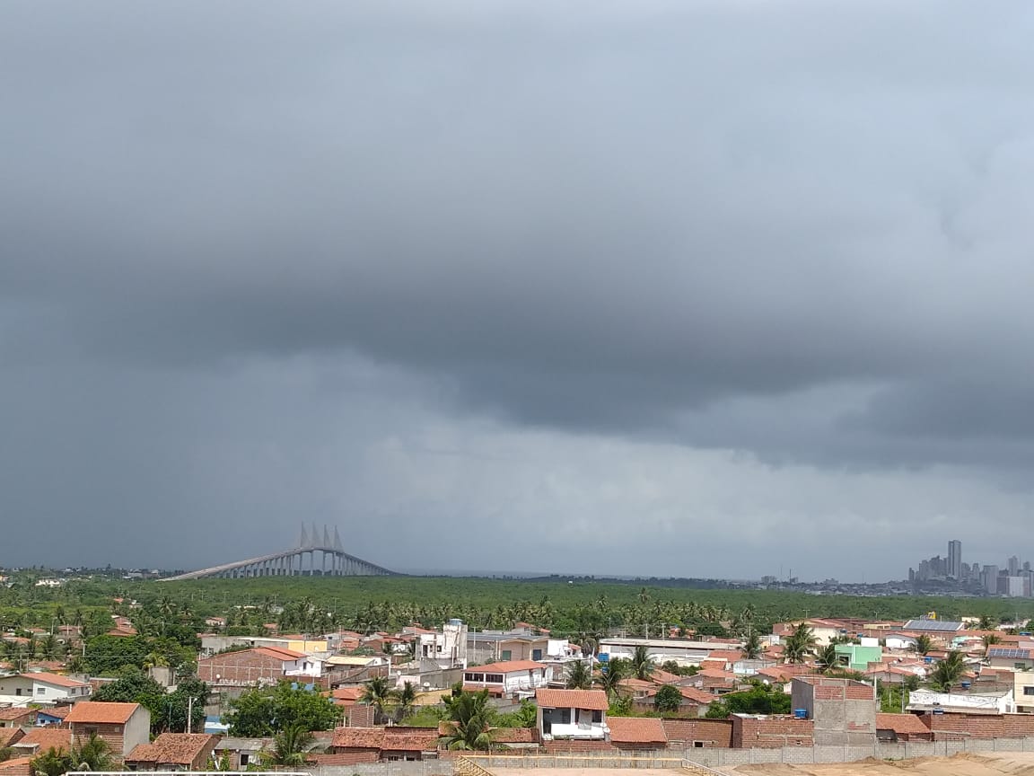 Inmet prevê chuvas de até 100 mm e ventos com 100 km em todas as cidades do RN