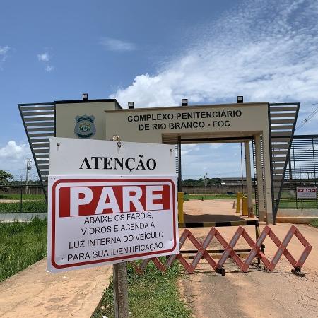Motim por falta de água deixa 56 presos feridos