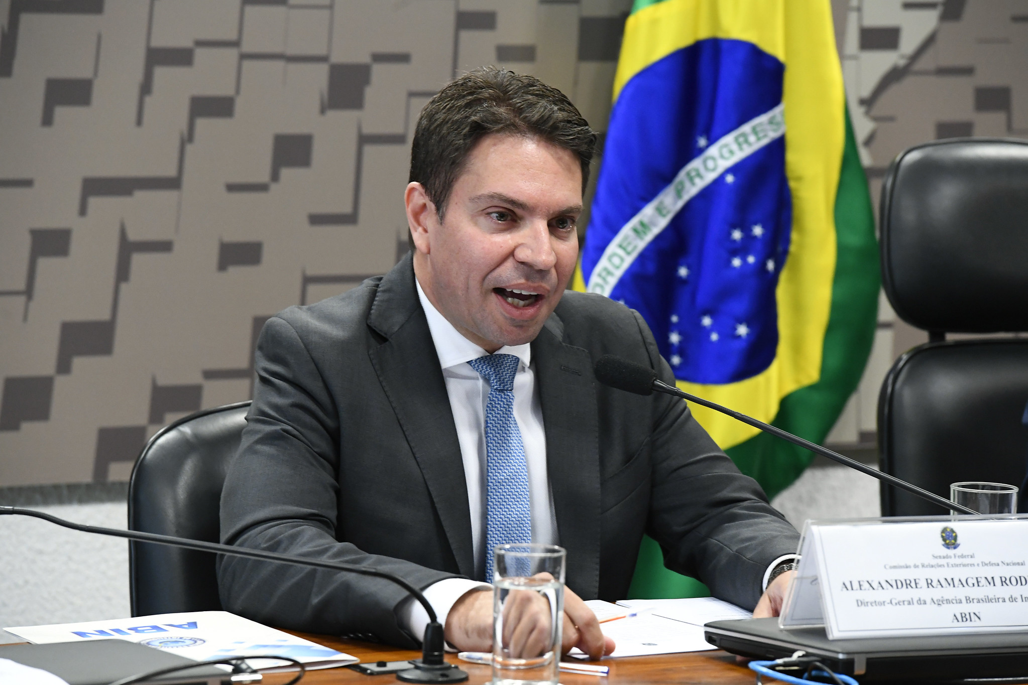 Ministro do STF suspende nomeação do novo diretor da Polícia Federal