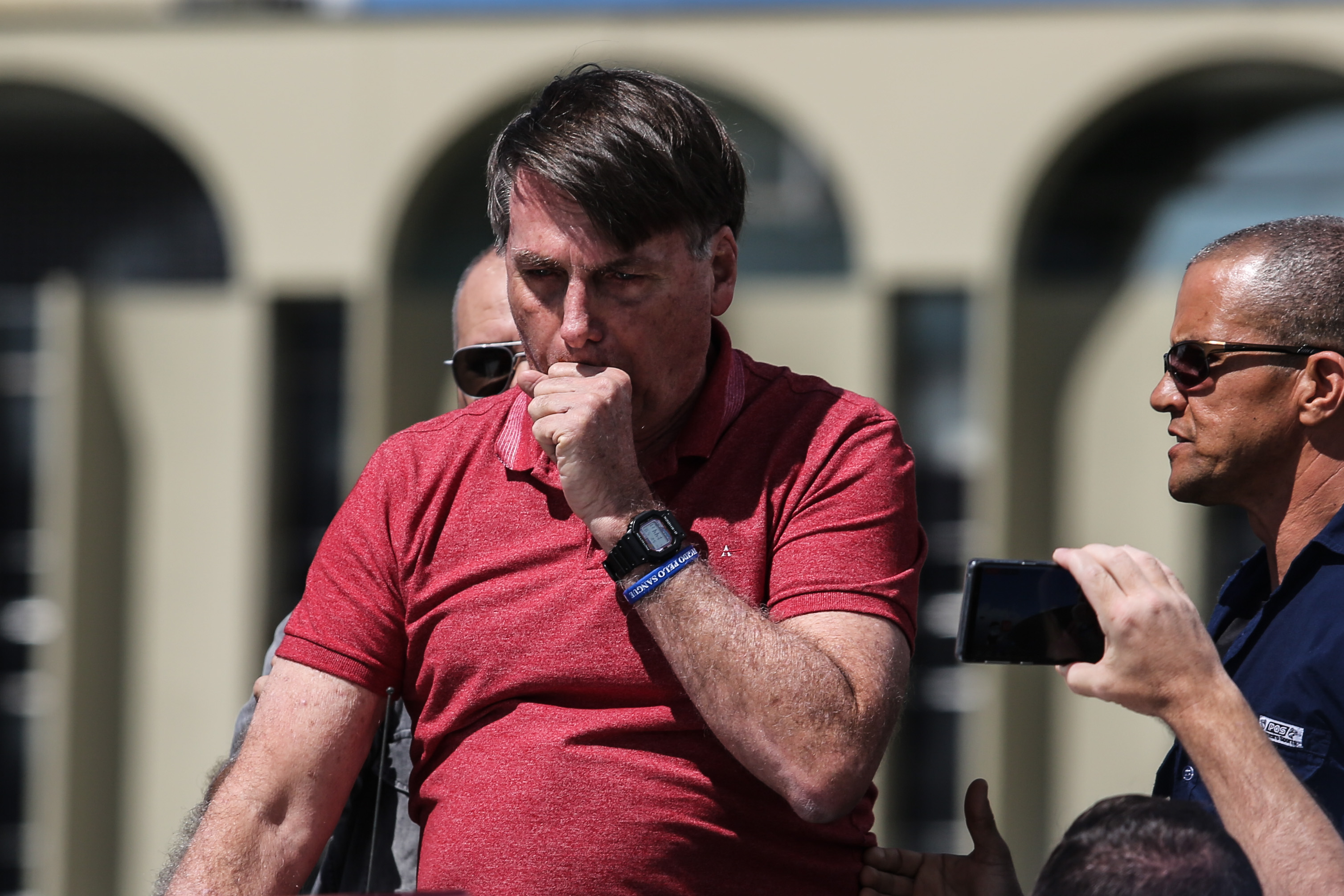 Covid: AGU tomará medidas hoje sobre exames não apresentados de Bolsonaro