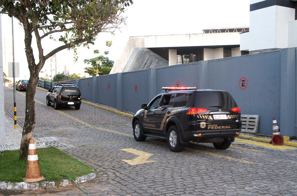 PF busca em Natal brasileiro investigado pela Interpol