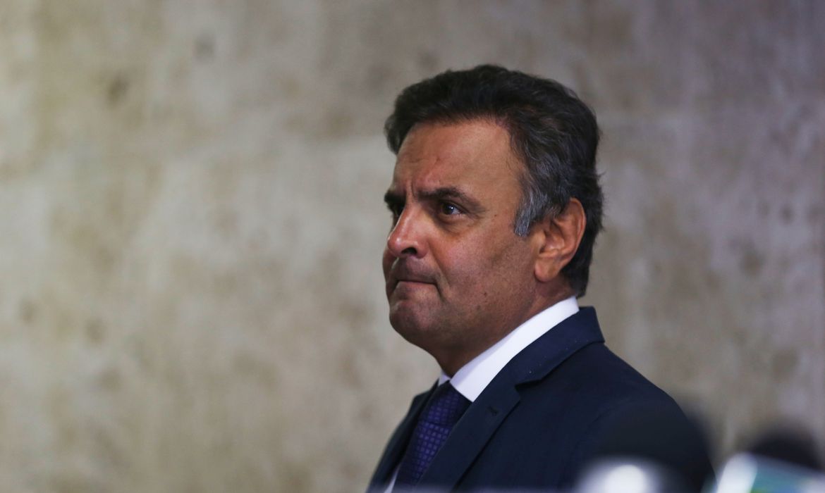 PF indicia ex-candidato a presidente por corrupção