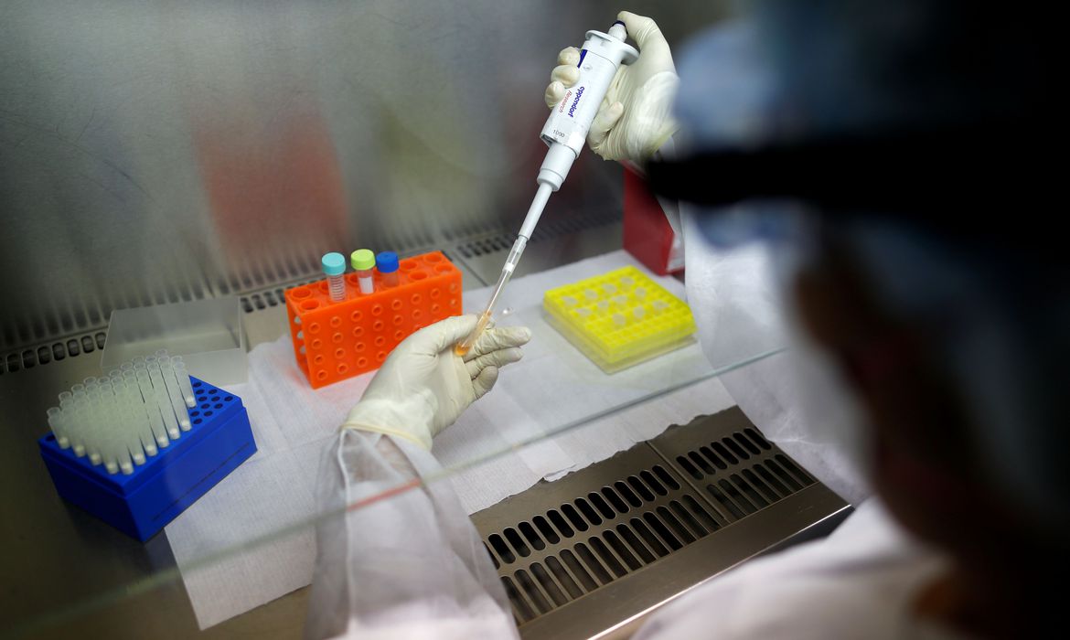 Cientistas argentinos trabalham em teste de coronavírus de baixo custo