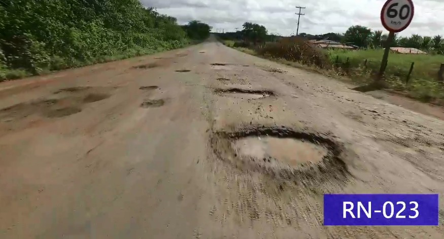 Deputado Tomba denuncia más condições de estradas do Trairi