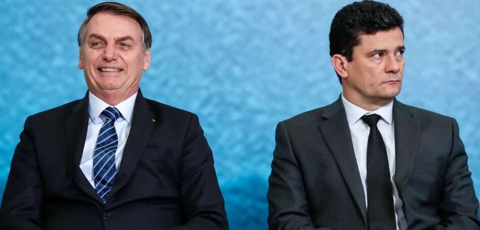 Jair Bolsonaro e Sergio Moro empatam no 2º turno, diz PoderData
