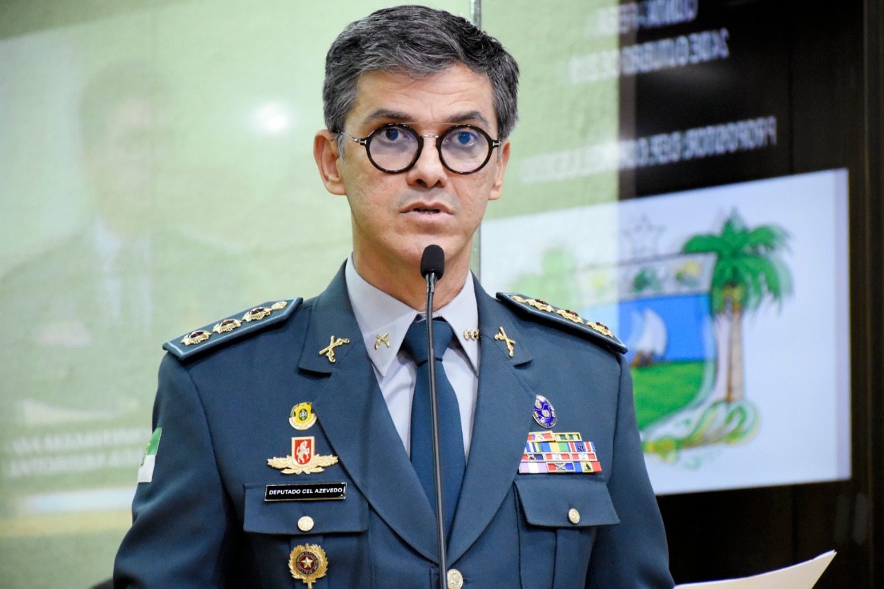 Deputado diz que governadora humilhou policiais em episódio de "baderna"