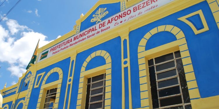 Prefeito de cidade do RN tem bens indisponíveis no valor R$ 143 mil