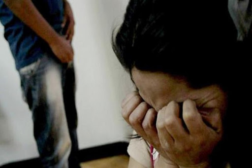 Justiça autoriza aborto de menina de 10 anos que engravidou após estupro