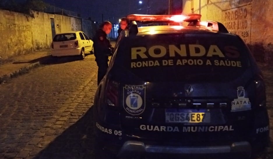 Carro tomado de assalto é recuperado pela Guarda Municipal de Natal