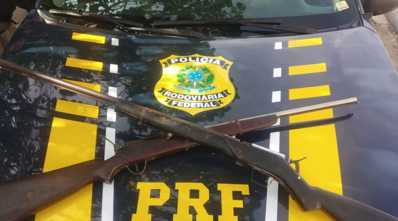 Dois homens são presos pela PRF em Angicos por porte ilegal de arma de fogo