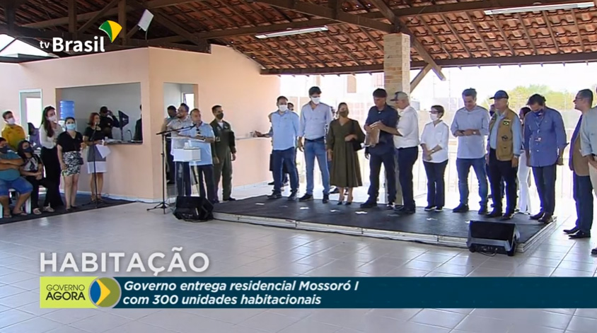VÍDEO: Presidente Jair Bolsonaro entrega moradias em Mossoró; assista