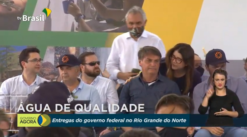 AO VIVO: Em Ipanguaçu, Bolsonaro faz entregas ao RN; assista