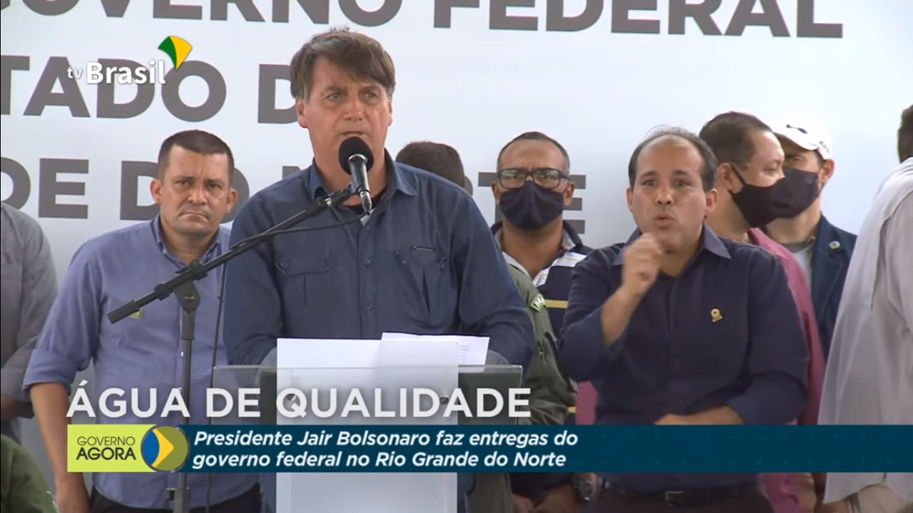VÍDEO: No RN, Bolsonaro promete auxílio emergencial até dezembro; assista