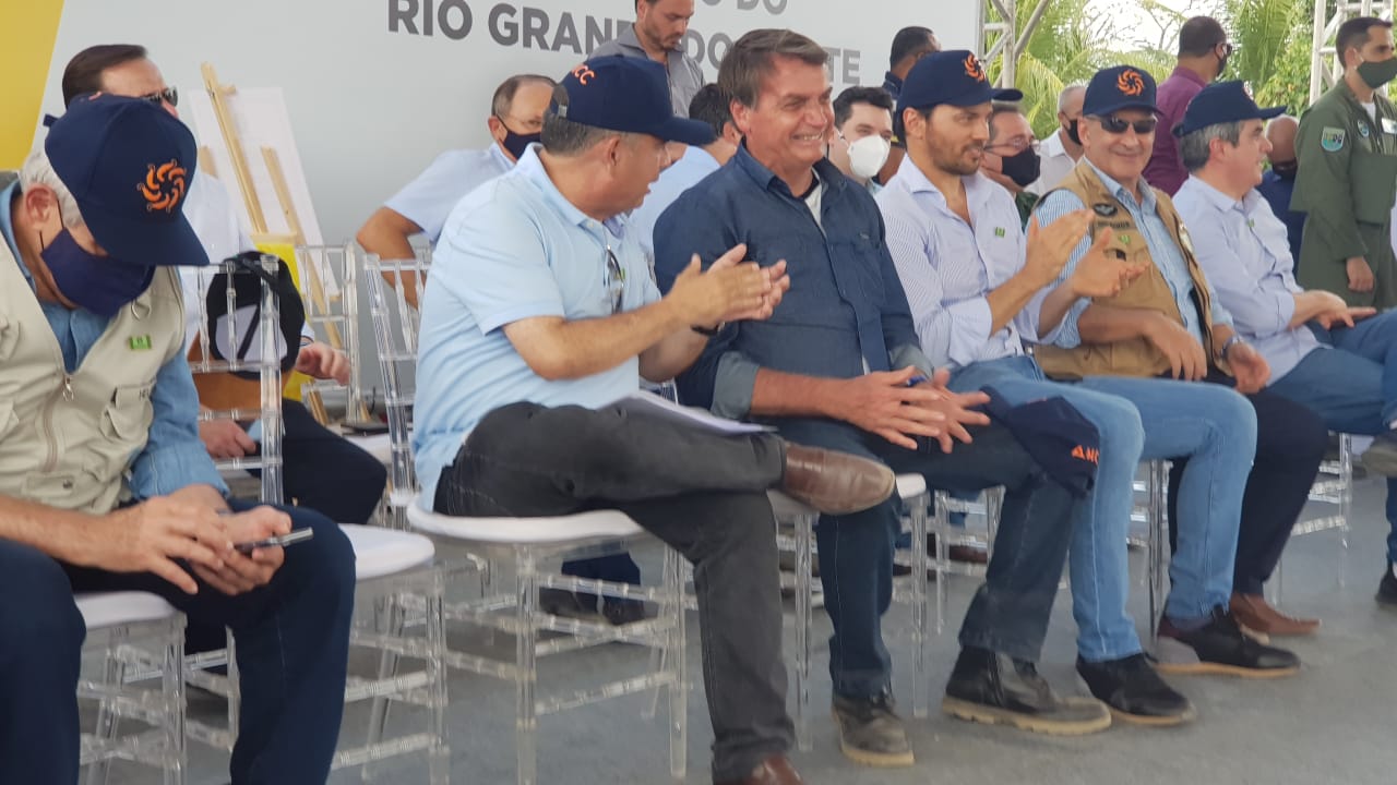 VÍDEO: “Com a política eu sou imbrochável”, diz Bolsonaro no RN
