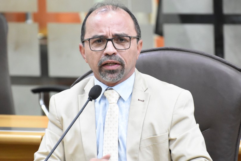 Deputado anuncia desistência de pré-candidatura a prefeito de Natal