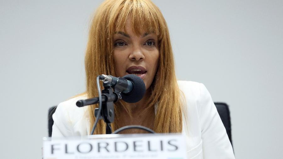 Flordelis pede a colegas "pelo amor de Deus" para não ser cassada na Câmara