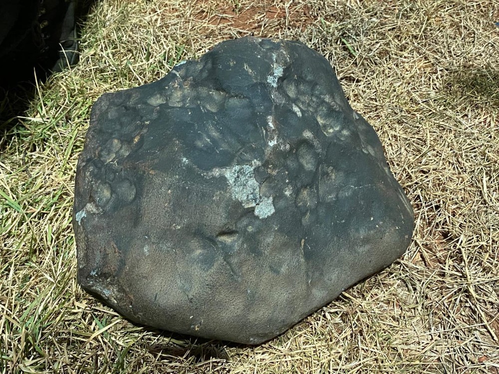 Família que achou meteorito de 38 kg em PE relata "pesadelo"