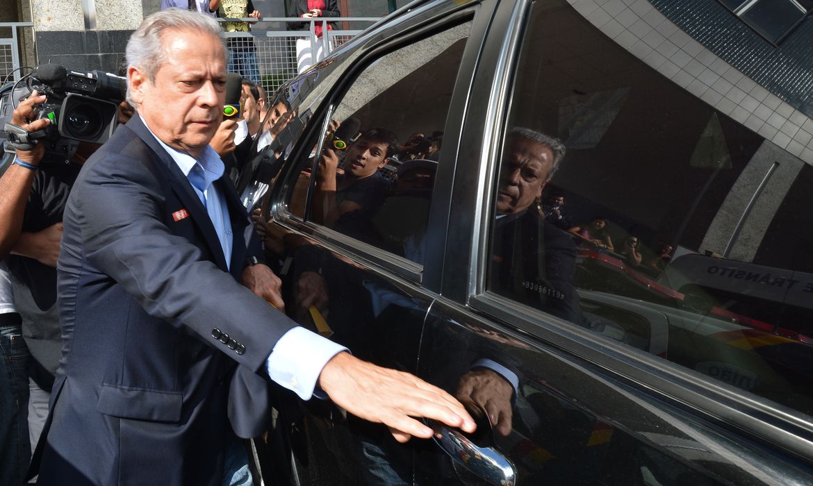 Ex-ministro de Lula condenado na Lava Jato faz cirurgia por suspeita de câncer