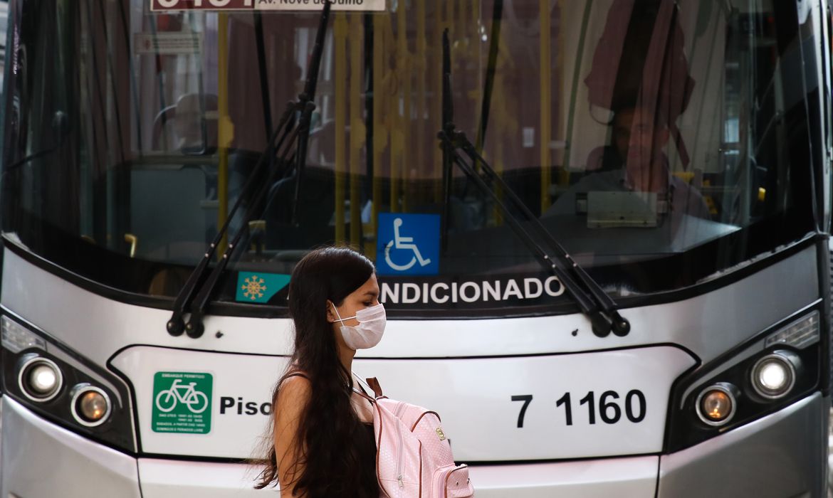 Acordo prevê frota de ônibus de 70% na capital potiguar e 100% no alternativo