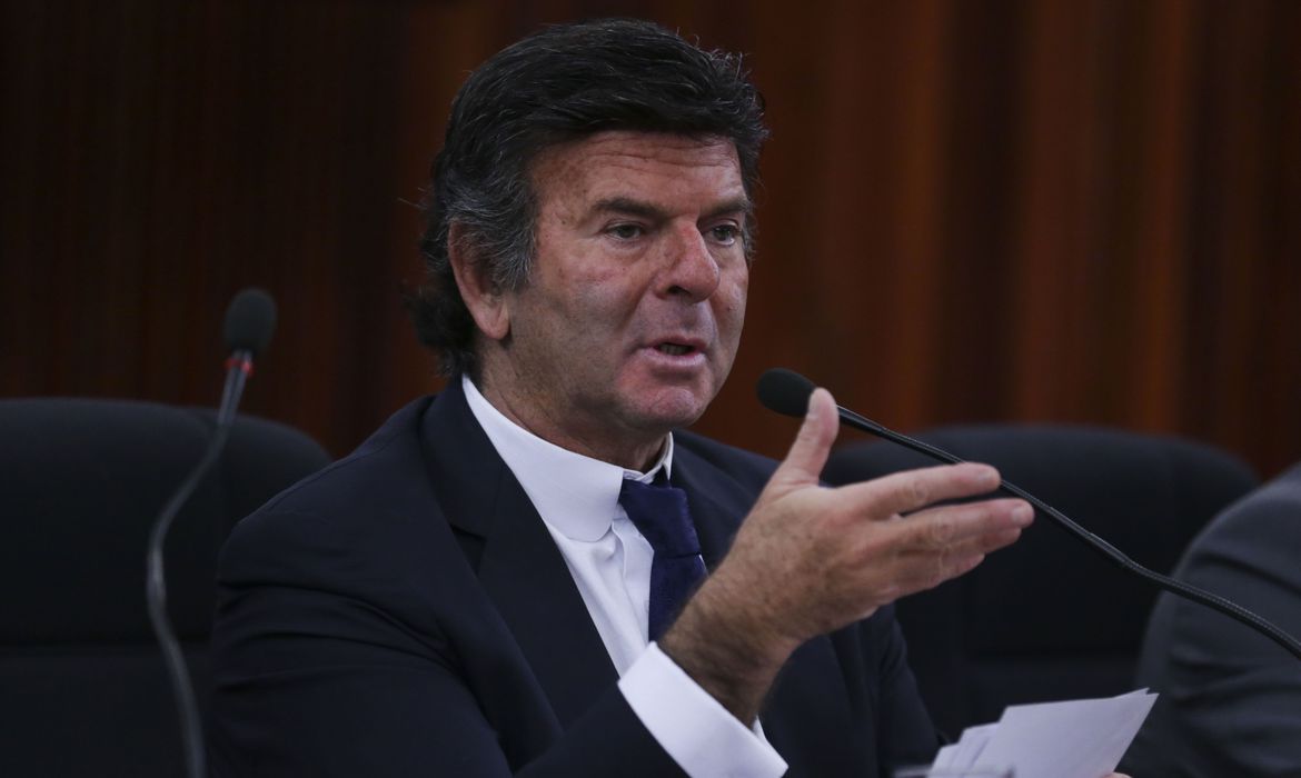 Luiz Fux assume a Presidência do STF com sólida carreira na magistratura