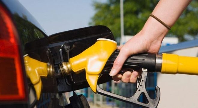 Petrobras reduz preços da gasolina em 5% e do óleo diesel em 7%