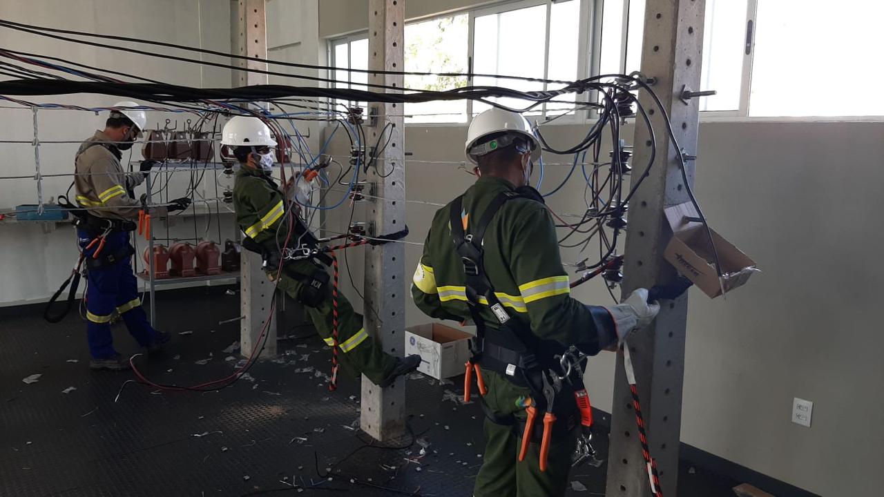 Cosern abre seleção para curso gratuito de eletricista em Natal e Mossoró