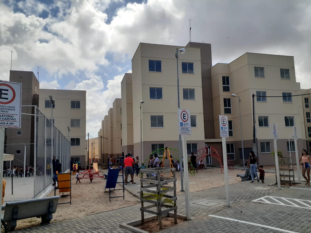 Governo Bolsonaro e prefeitura entregam 224 apartamentos em Natal