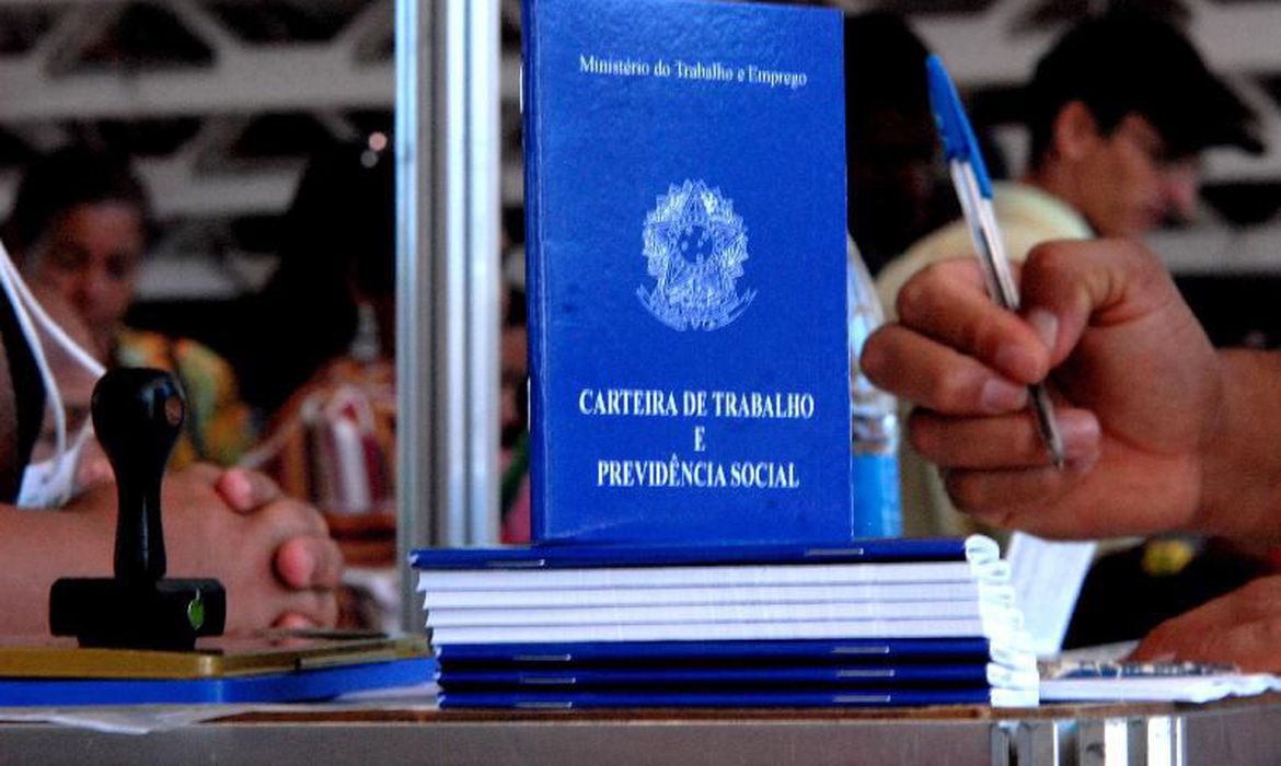 Sine tem 113 vagas de empregos no RN nesta segunda-feira; veja lista