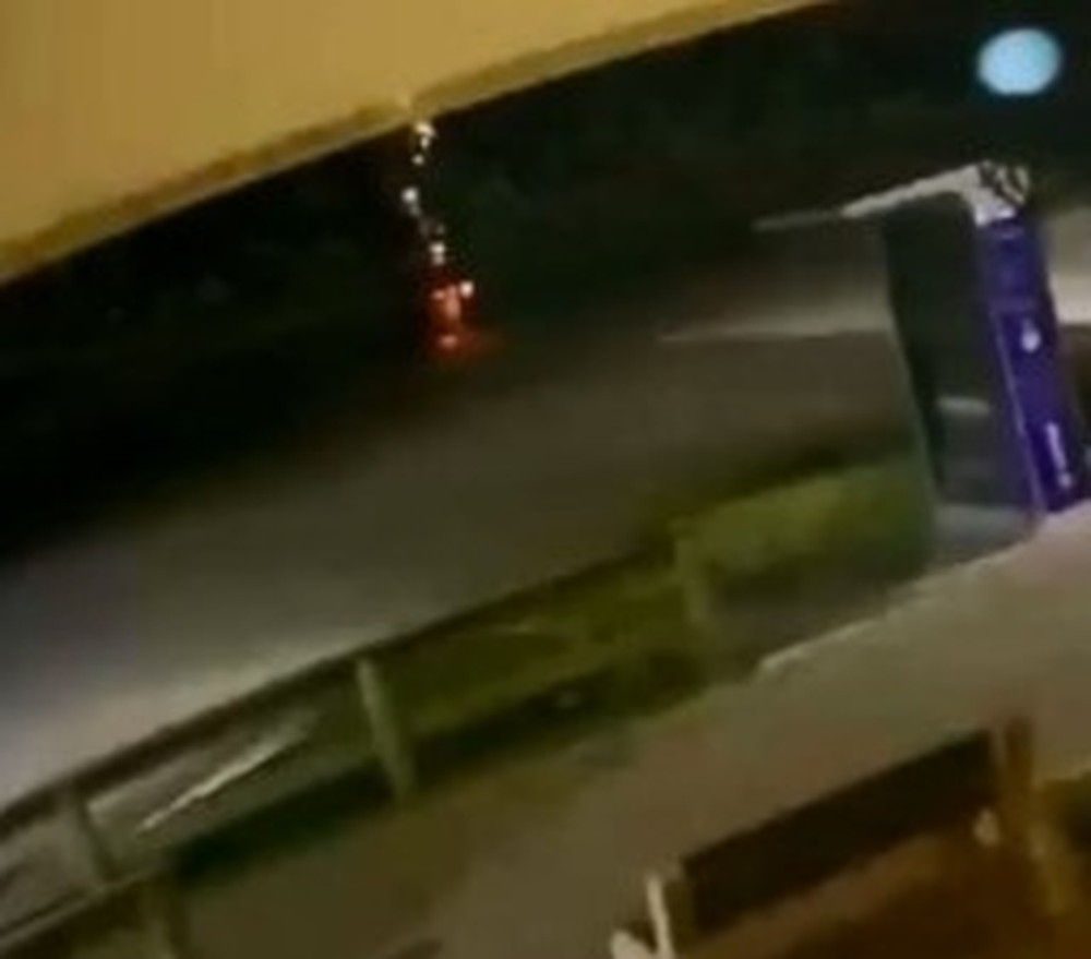 Vídeo mostra momento em que raio atinge e mata homem em SC