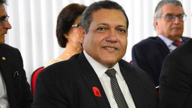 Kassio Marques admite que não fez pós na Espanha e culpa tradução, diz senador