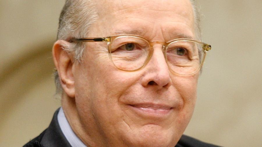 Aos 74 anos, Celso de Mello se aposenta do Supremo Tribunal Federal