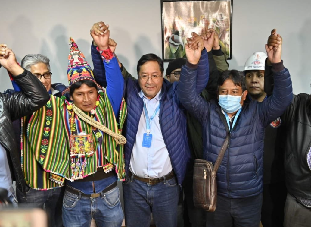 Presidente interina da Bolívia diz que candidato de Evo Morales venceu eleição