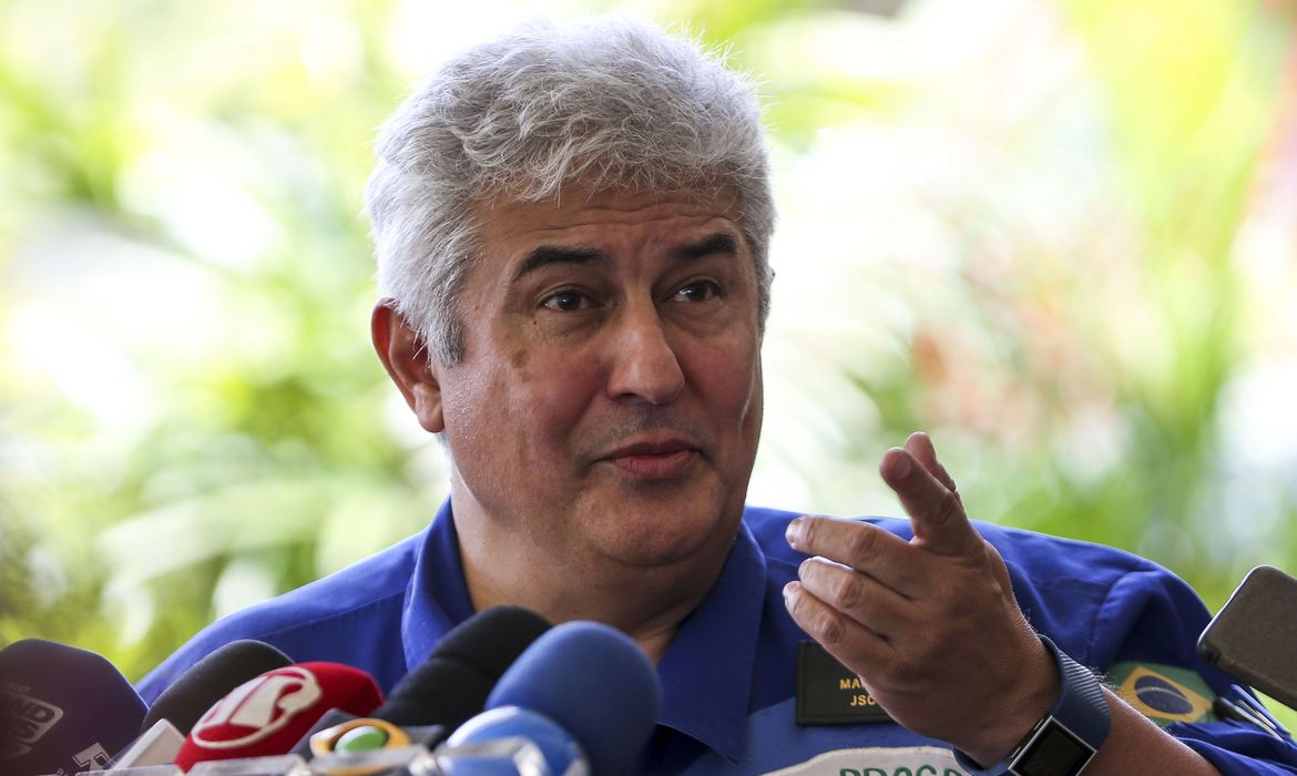 Pontes: Gráfico de apresentação sobre eficácia da nitazoxanida era "ilustrativo"