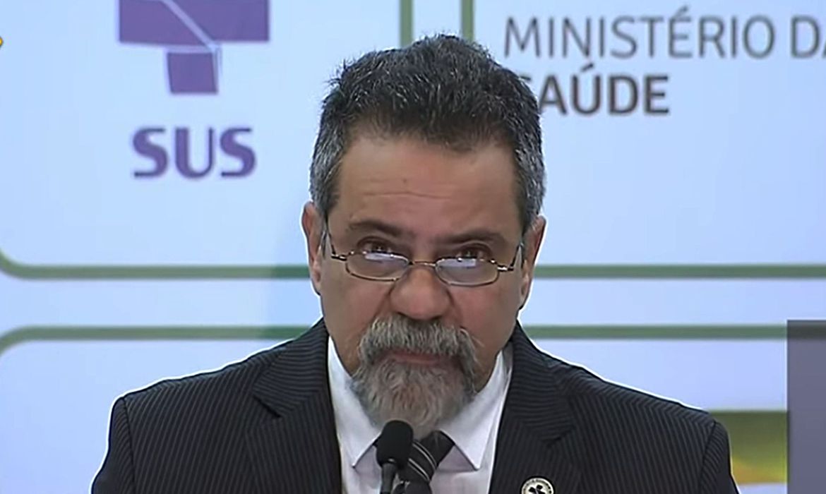 Ministério recua e diz que não há intenção de compra de vacina chinesa