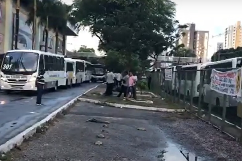 Permissionários de Natal fazem novo protesto na tarde desta sexta