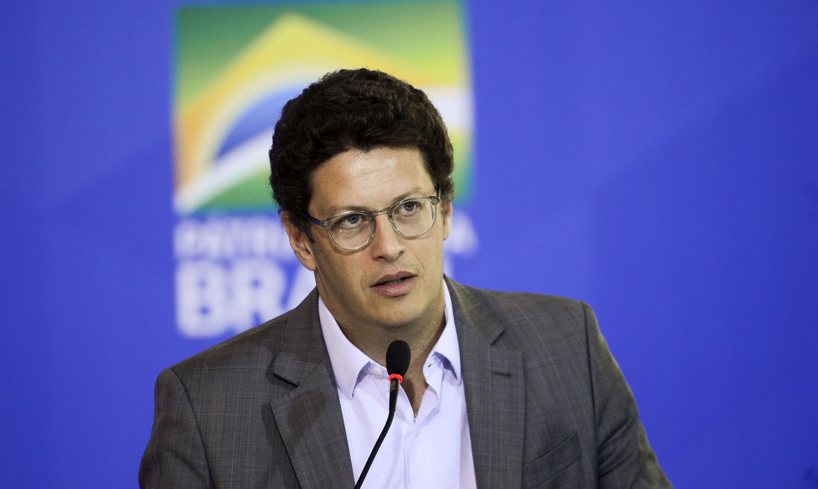 No STF,  Salles defende reformulação do Fundo Amazônia