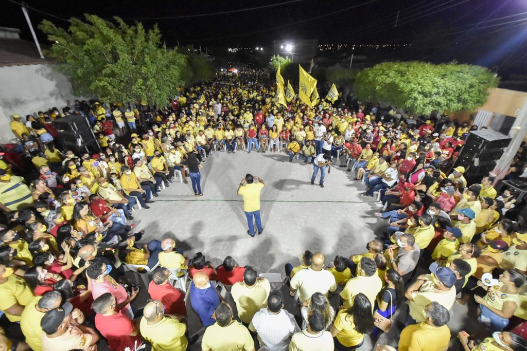 Ezequiel atesta liderança do prefeito Juninho Alves em Caraúbas