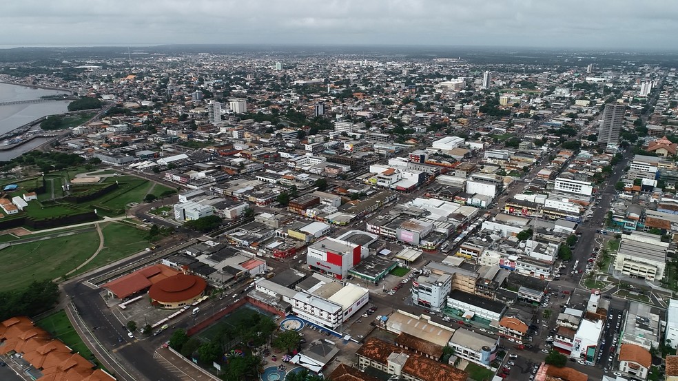 Energia começa a ser retomada em bairros de Macapá e Santana