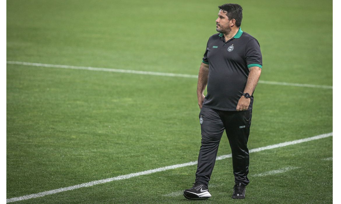 Clube da série A demite técnico e anuncia retorno de antigo treinador