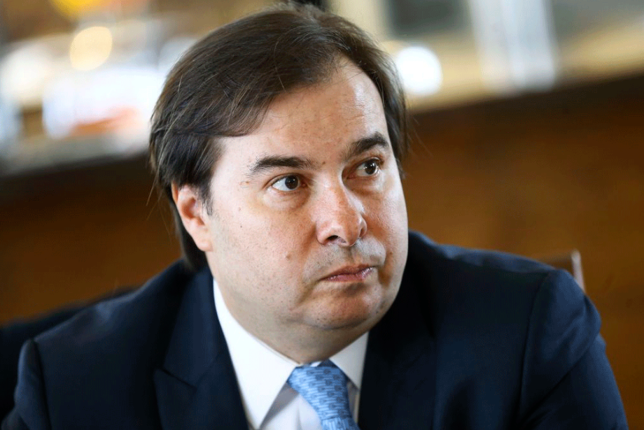 'Engavetador-geral da República’: Rodrigo Maia segura projetos há anos