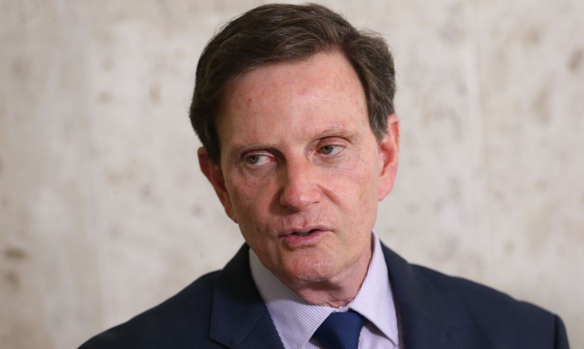 Presidente do STJ concede prisão domiciliar a Crivella