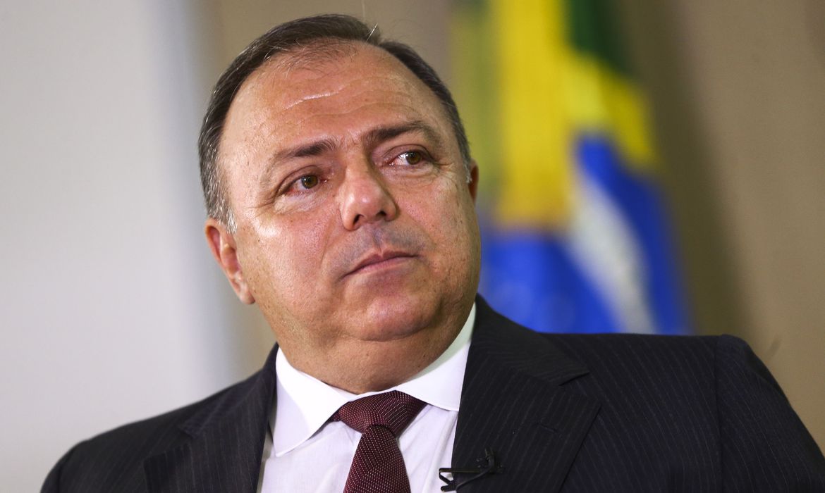 Pazuello: Vacinação em massa deve começar só em fevereiro
