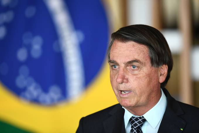 Bolsonaro sanciona, sem vetos, regulamentação dos repasses do Fundeb